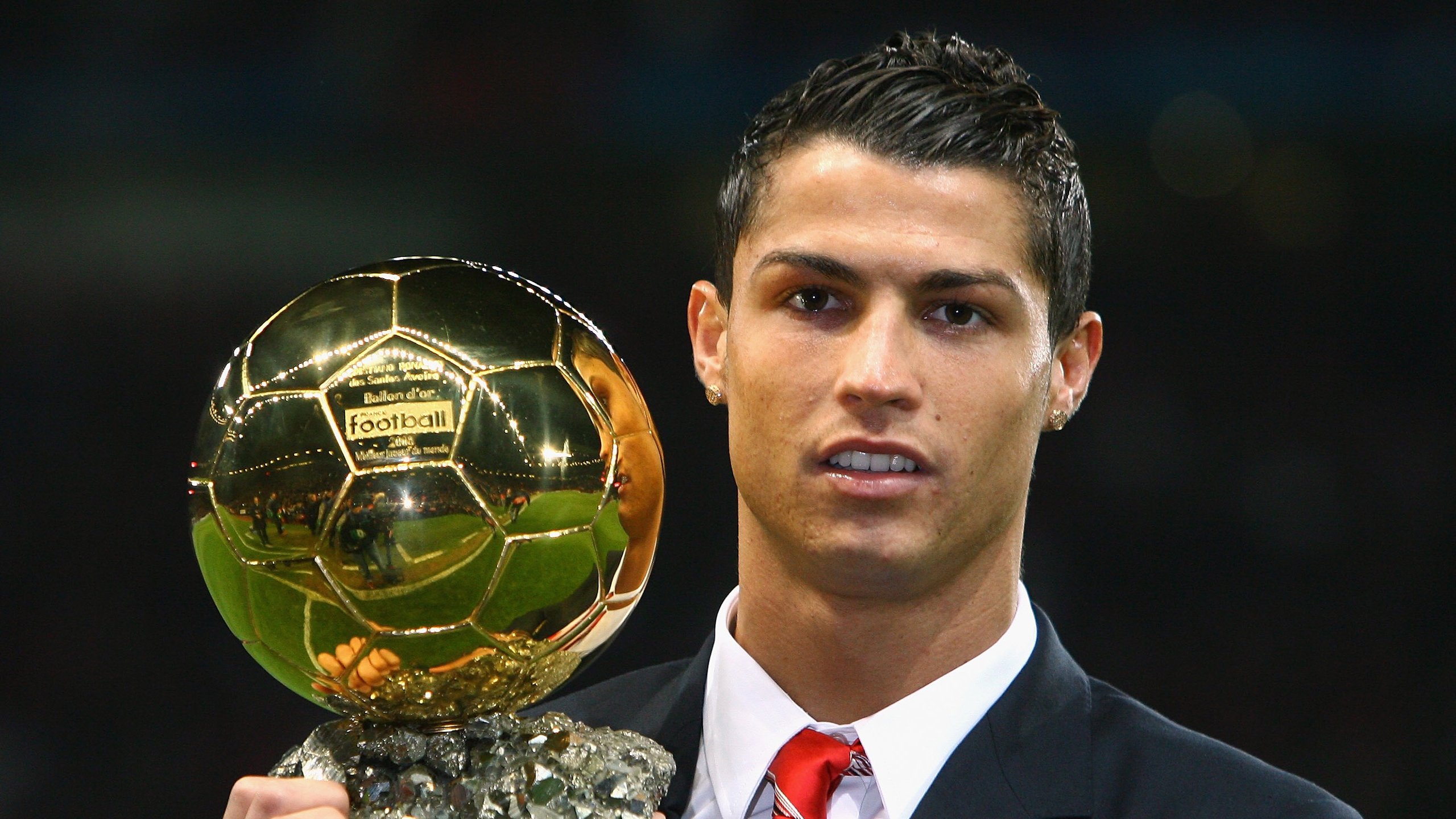 丁俊晖分析比赛过程称细节决定成败，丁俊晖赛场上施展失传的绝技