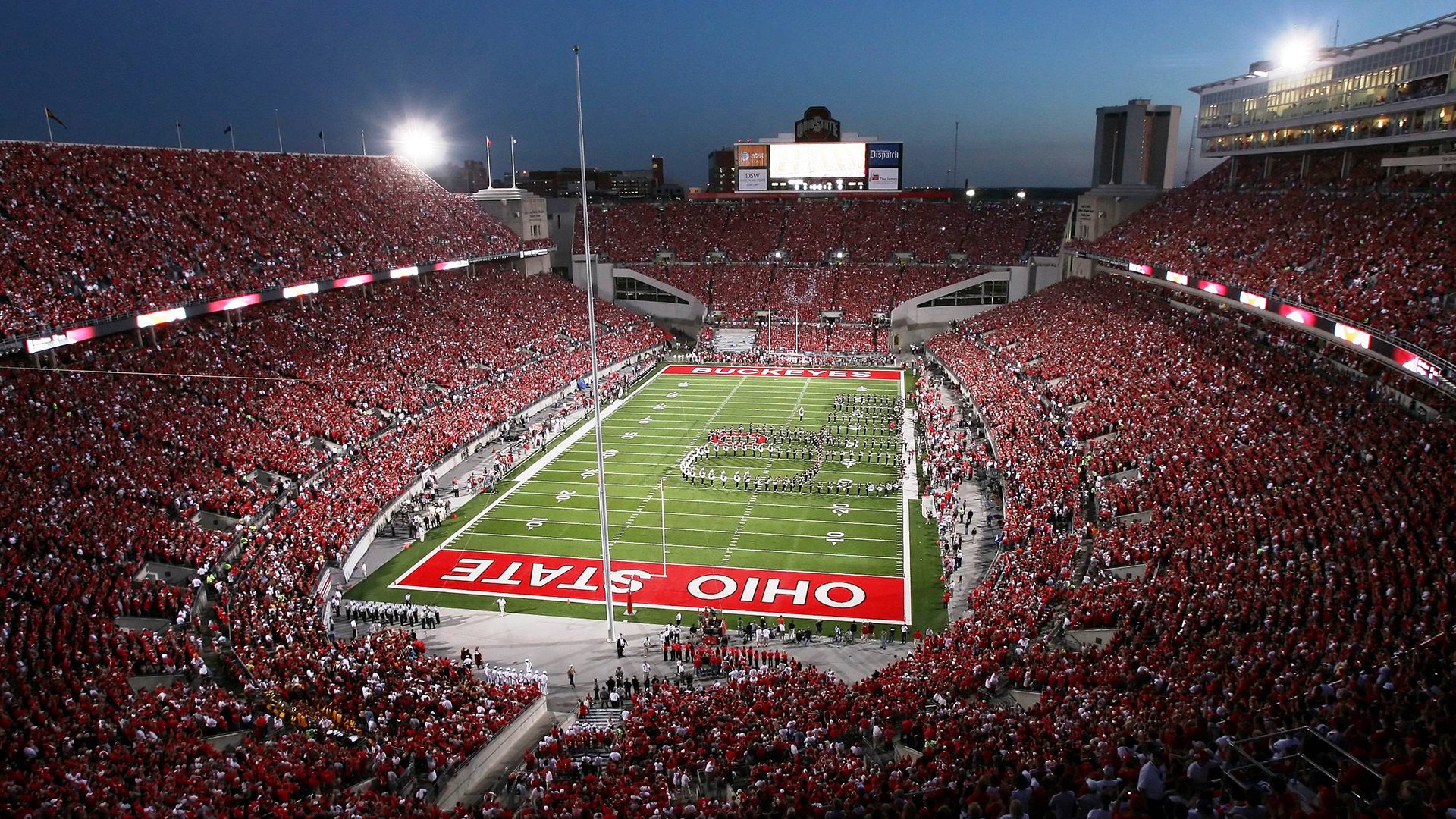 “智慧场馆+绿色基础”成为行业新标杆，行业基础设施逐步完善，什么是智慧绿色机场