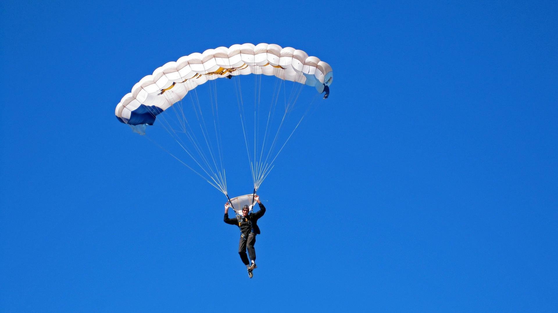 开yun体育-中国职业联赛市场规模持续扩大,中国职业联赛有哪些